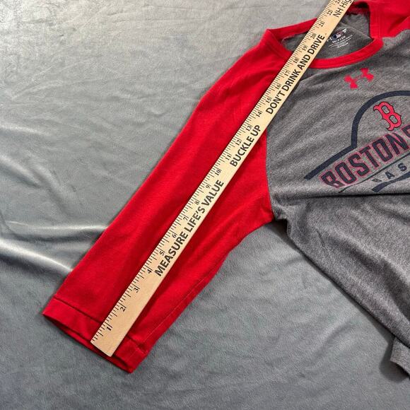Under Armour Boston Red Sox Baseball Tee Women's size Small - Picture 7 of 7